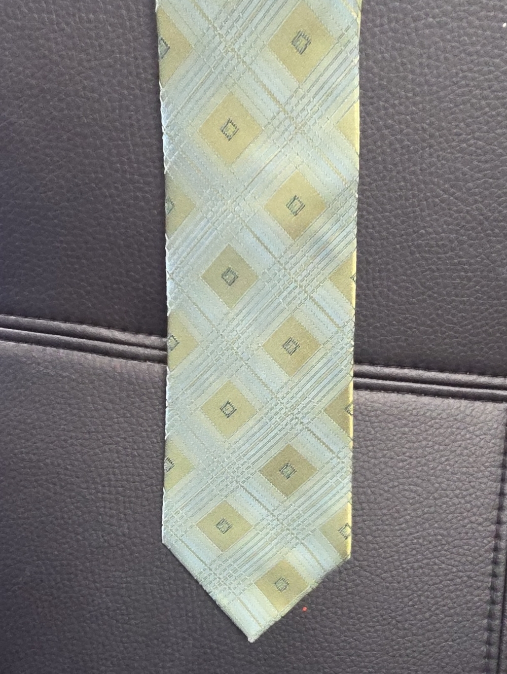 Saks Fifth Avenue Pale Green Diamond Pattern Silk Tie